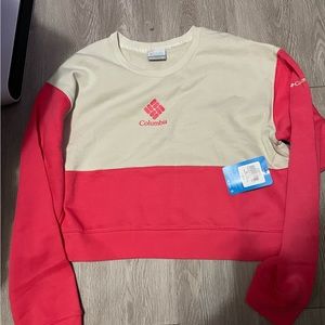 XL size Columbia cropped sweater